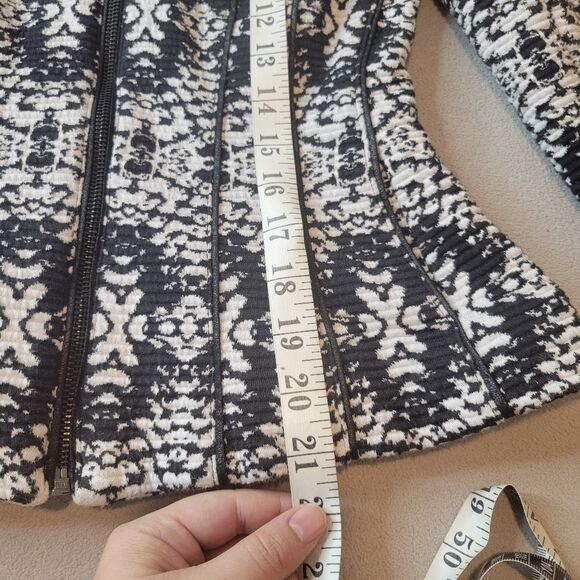 Armani Exchange Black & White Blazer Jacket Size Small - Picture 6 of 11